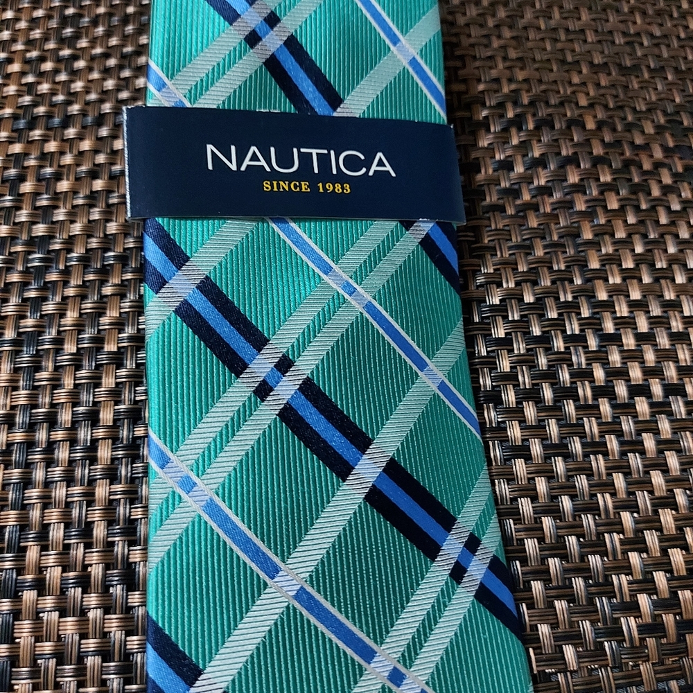 Nautica Men's Tie 100% Silk Multicolor